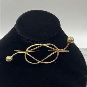 Chic Gold Infinity Brooch Mid Century Modern Abstract Design